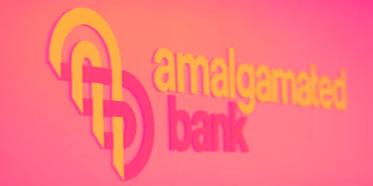 Amalgamated Financial (NASDAQ:AMAL) exceeds Q3 2026 expectations