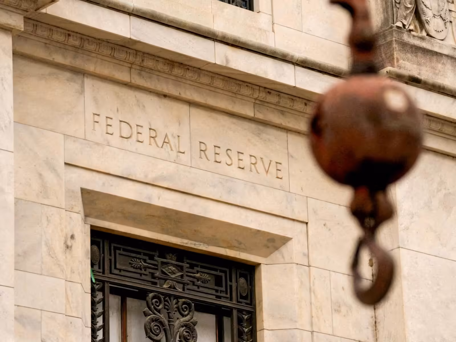Fed leaves interest rates unchanged despite inflation in the US | Business and Economy News