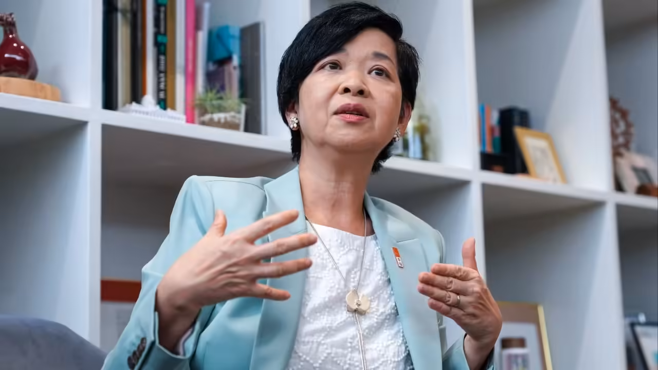 Hong Kong housing chief quits over Tai Po fire, accepts political responsibility