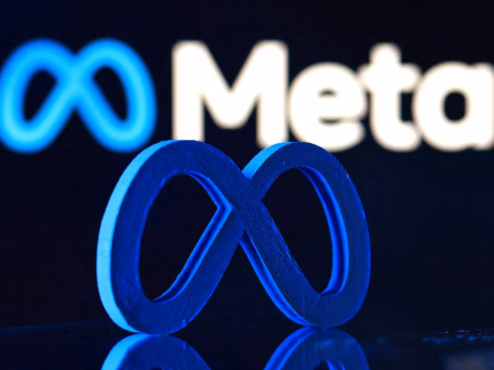 Judge orders Meta to pay $25bn in fines for Facebook privacy violations | Courts News