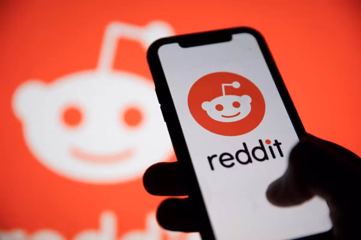 Reddit is the latest platform to embrace the 'For You' feed
