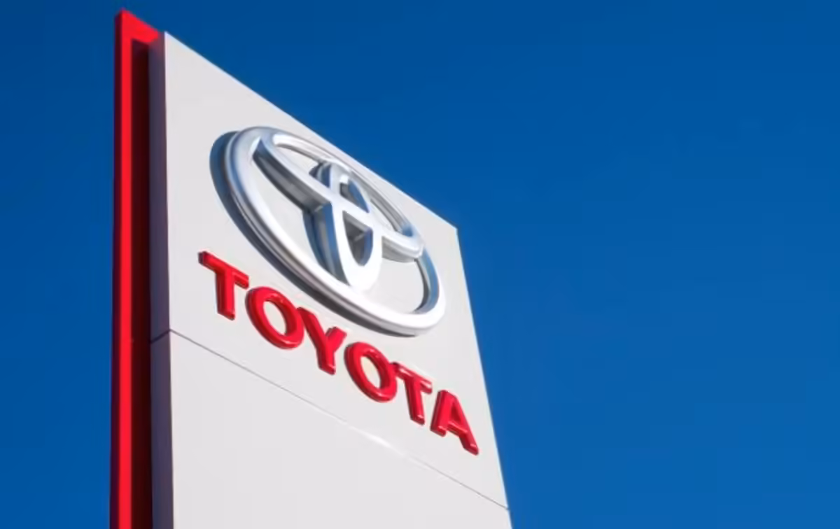 Zacks Industry Outlook Highlights Toyota Motor, Honda Motor and Polestar Automotive